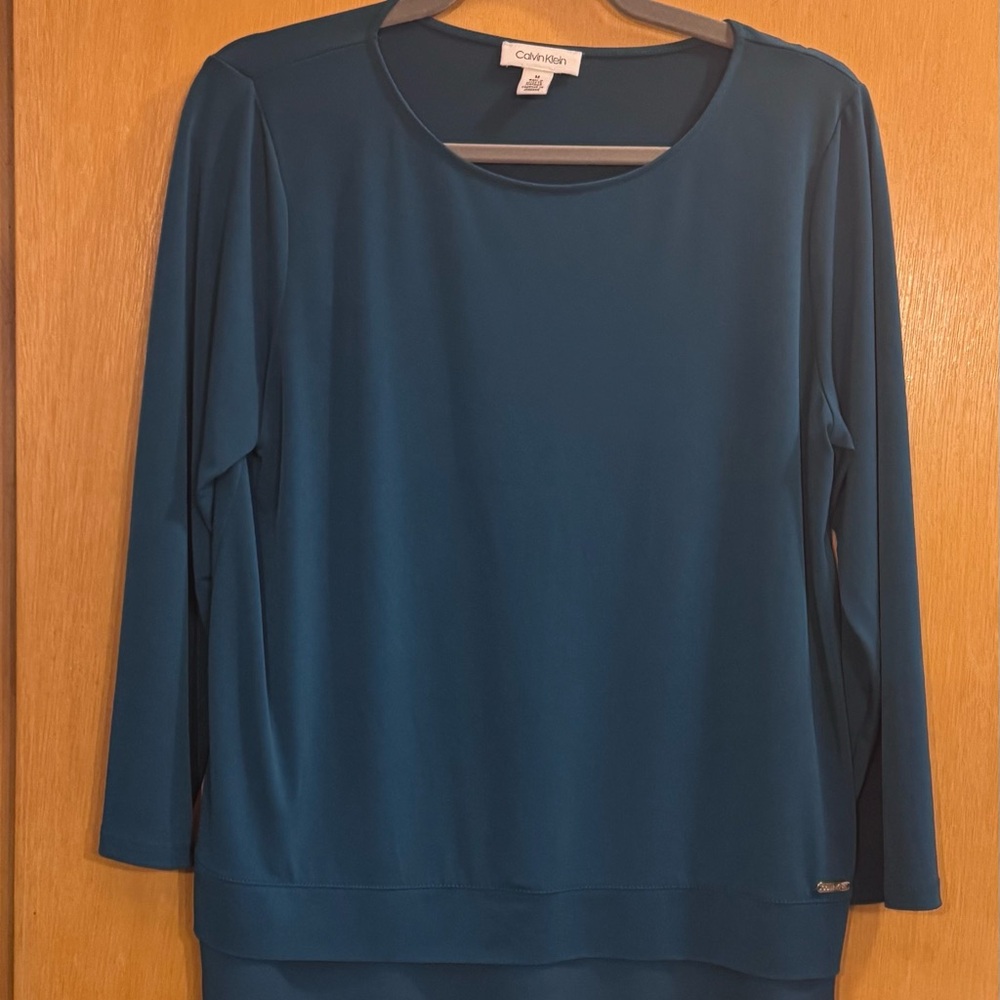 Calvin Klein Women's Teal Long Sleeve Top